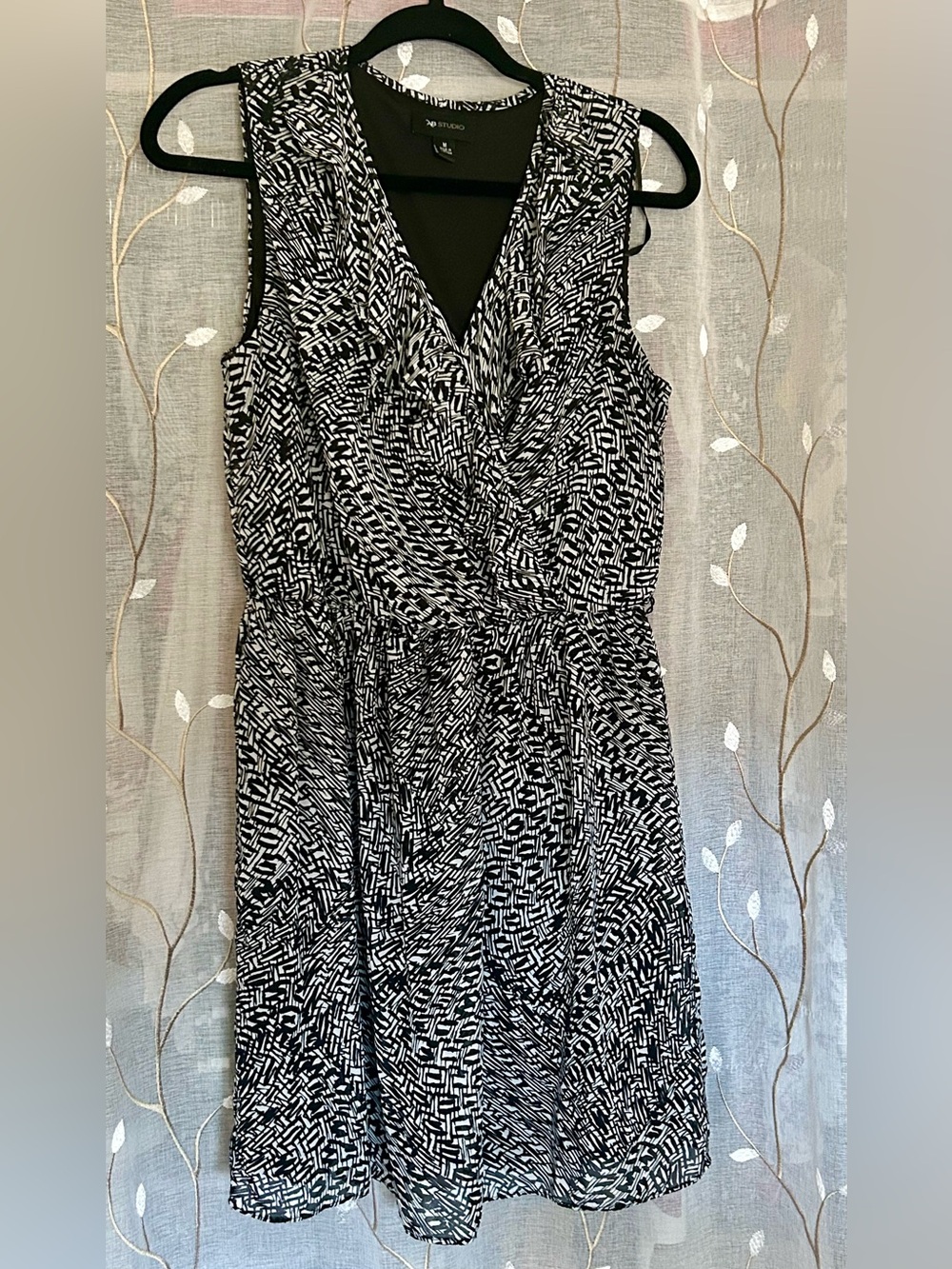 AB Studio Black & White Sleeveless Dress